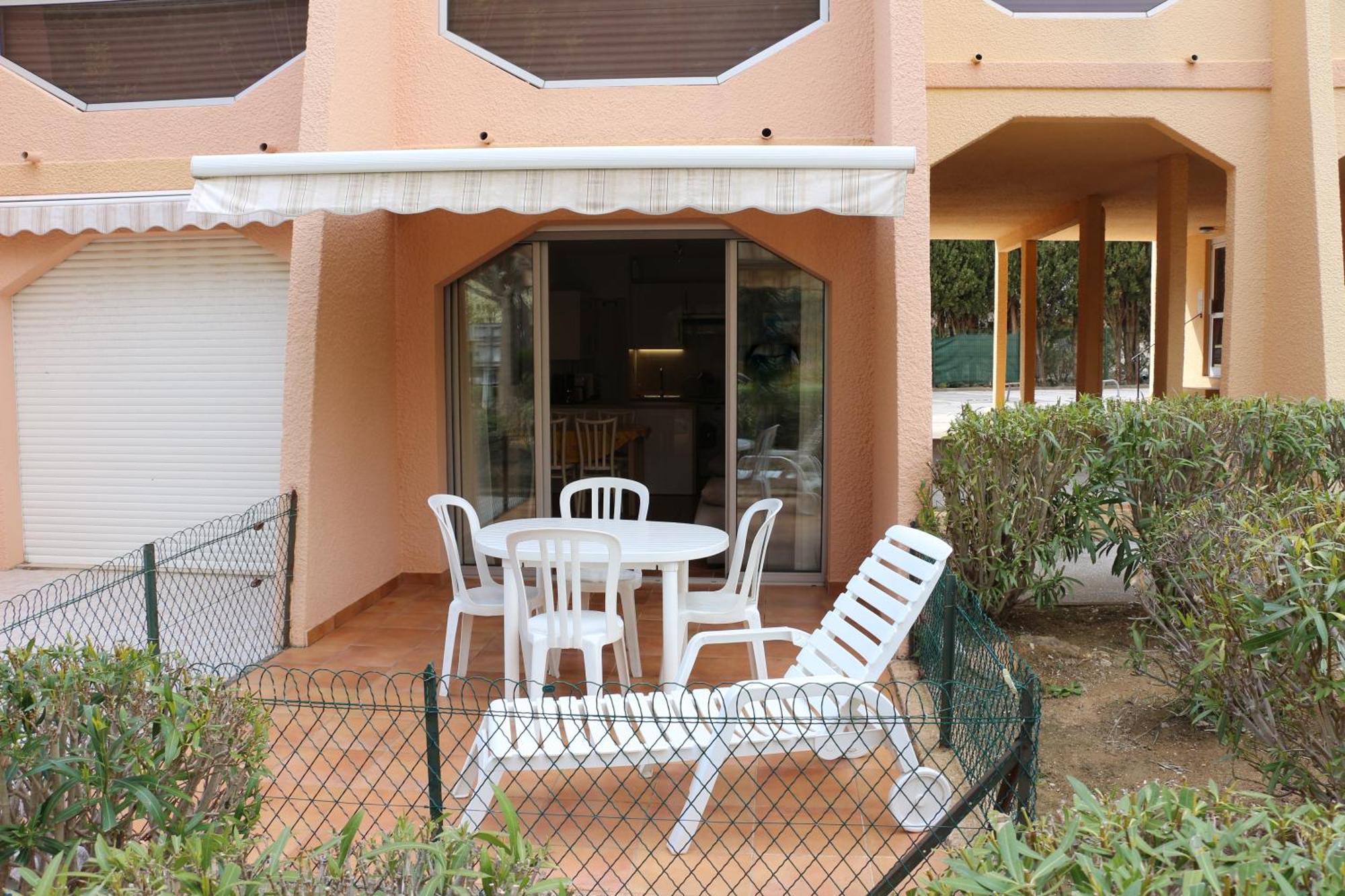 T2 Terrasse, Bormes Les Mimosas La Faviere, 5 Pers, 5 Mn A Pieds Des Plages Et Commerces Exterior photo